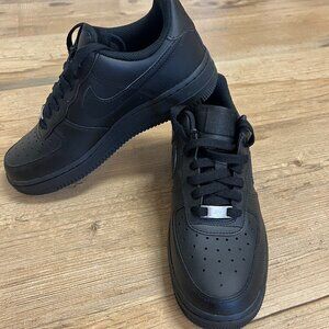 Black Nike AF1, Size 7